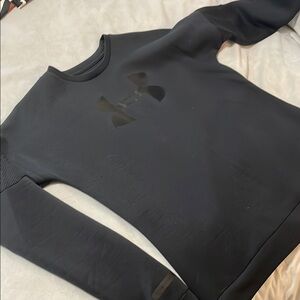 Under Armour Black Sweatshirt